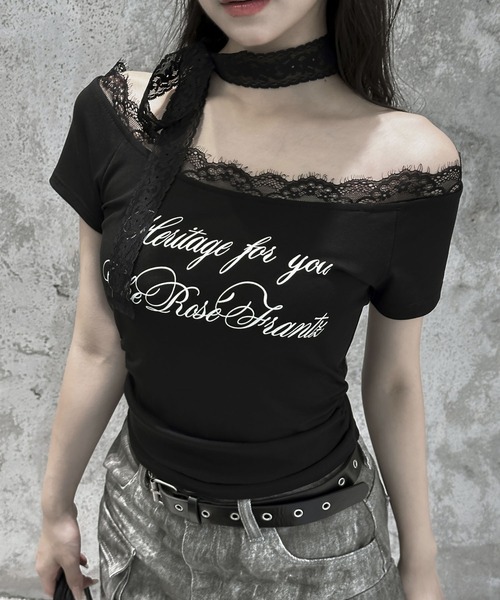 VEILA（ヴェイラ）の「レースストラップ付きオフショル風ロゴTシャツ（Tシャツ/カットソー・レディース・ブラック/ホワイト・フリー）」の15枚目の写真