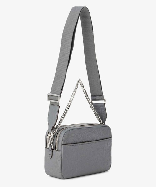 MICHAEL KORS(マイケルコース)の「BRYANT ぺブルレザー カメラバッグ ミディアム(ショルダーバッグ・レディース・グレー系・FREE)」の3枚目の写真