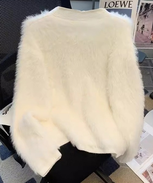 by LEGNA(バイレグナ)の「フェザーニットカーディガン(カーディガン/ボレロ・レディース・ブルー/ブラック/ラベンダー/ベージュ/ホワイト/ピンク・FREE)」の8枚目の写真