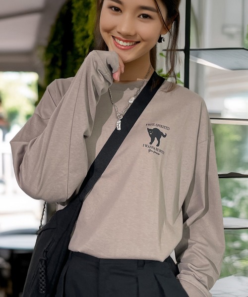 Candlestick(キャンドルスティック)の「レトロポップ キャット ベア スマイル グラフィック ロンT 韓国 ストリート(Tシャツ/カットソー・レディース・ダークグリーン系/ホワイト系/ホワイト系1/ホワイト系2/ブラック系/ブラック系1/ブラック系2/ブラック系3/ネイビー系/ネイビー系1/モカ/杢グレー/オリーブ系/オリーブ系1・M/L/LL)」の17枚目の写真