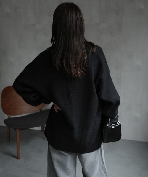 ap retro（アプレトロ）の「Vネックニットカーディガン（カーディガン/ボレロ・レディース・ブラック/グレイッシュベージュ/グレー/レッド・FREE）」の12枚目の写真