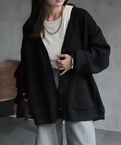 ap retro（アプレトロ）の「Vネックニットカーディガン（カーディガン/ボレロ・レディース・ブラック/グレイッシュベージュ/グレー/レッド・FREE）」の15枚目の写真