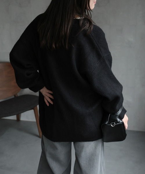 ap retro（アプレトロ）の「Vネックニットカーディガン（カーディガン/ボレロ・レディース・ブラック/グレイッシュベージュ/グレー/レッド・FREE）」の21枚目の写真