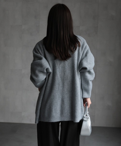 ap retro（アプレトロ）の「Vネックニットカーディガン（カーディガン/ボレロ・レディース・ブラック/グレイッシュベージュ/グレー/レッド・FREE）」の9枚目の写真