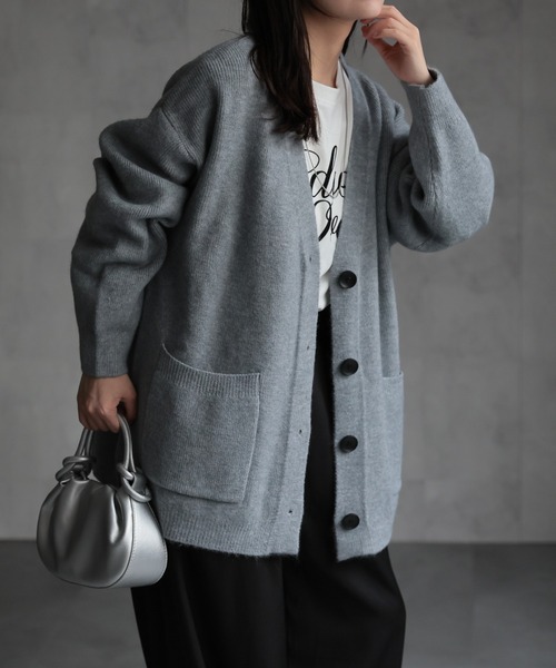 ap retro（アプレトロ）の「Vネックニットカーディガン（カーディガン/ボレロ・レディース・ブラック/グレイッシュベージュ/グレー/レッド・FREE）」の13枚目の写真