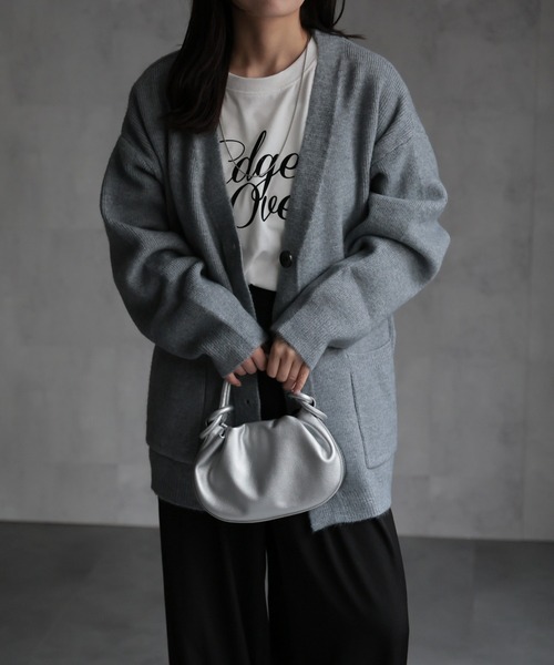 ap retro（アプレトロ）の「Vネックニットカーディガン（カーディガン/ボレロ・レディース・ブラック/グレイッシュベージュ/グレー/レッド・FREE）」の6枚目の写真