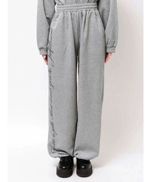 jouetie（ジュエティ）の「ラメスウェットルーズパンツ【セットアップ対応】（スウェットパンツ・レディース・グレー/ピンク・MEDIUM）」の17枚目の写真