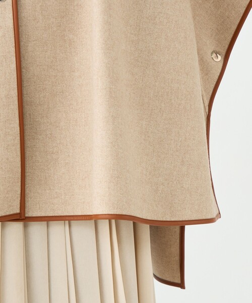 Mackintosh(マッキントッシュ)の「【別注】MACKINTOSH SANQUHAR EX ケープコート(ノーカラーコート・レディース・ブラック系その他/ライトベージュ・6)」の10枚目の写真