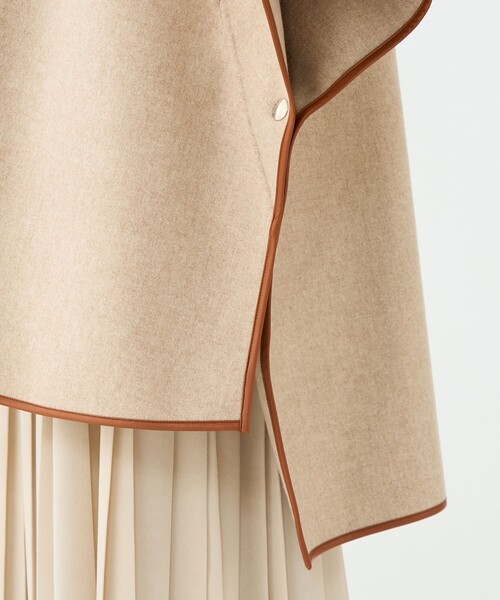 Mackintosh(マッキントッシュ)の「【別注】MACKINTOSH SANQUHAR EX ケープコート(ノーカラーコート・レディース・ブラック系その他/ライトベージュ・6)」の12枚目の写真