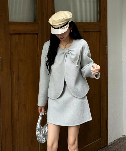 Jasmine Grandiflorum(ジャスミングランディフローラム)の「【Jasmine】リボンノーカラーリバーウールコート ショート丈 (AW)(ノーカラーコート・レディース・アイボリー/ブルー/ピンク・FREE)」の10枚目の写真