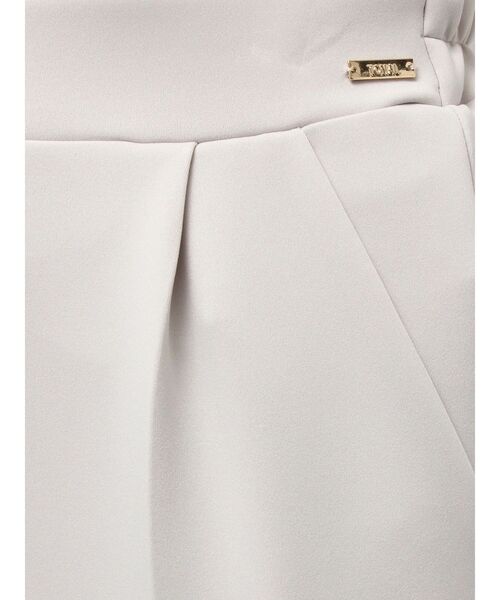 TONAL（トーナル）の「360°ストレッチスリムテーパードパンツ（その他パンツ・レディース・ライトグレー/モカ/チャコールグレー/ブルー・SMALL/MEDIUM/LARGE）」の16枚目の写真