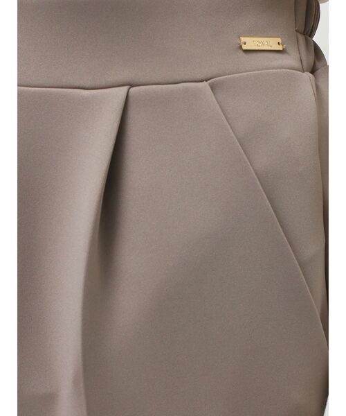 TONAL（トーナル）の「360°ストレッチスリムテーパードパンツ（その他パンツ・レディース・ライトグレー/モカ/チャコールグレー/ブルー・SMALL/MEDIUM/LARGE）」の18枚目の写真