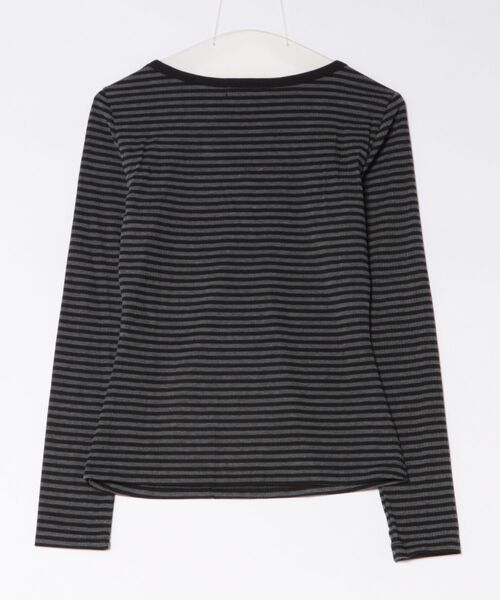 CERCA（チェルカ）の「【MEMECLE/メメクル】VネックレトロストライプフィットTシャツ（Tシャツ/カットソー・レディース・ダークグレー・M/S）」の16枚目の写真