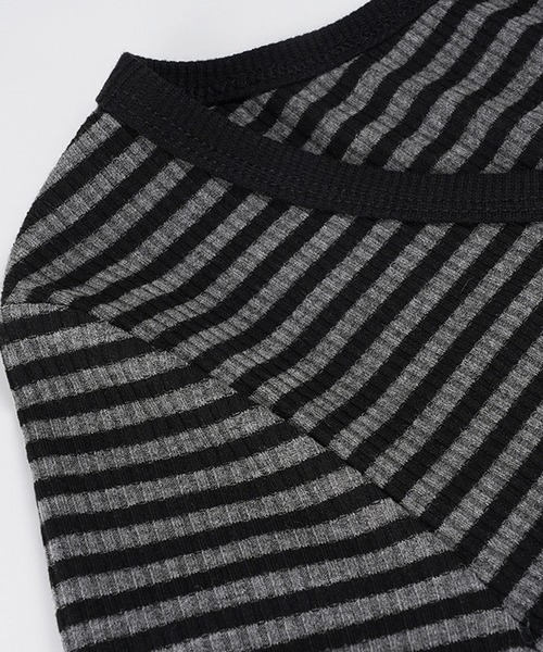CERCA（チェルカ）の「【MEMECLE/メメクル】VネックレトロストライプフィットTシャツ（Tシャツ/カットソー・レディース・ダークグレー・M/S）」の12枚目の写真