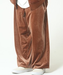 ROUGH TRADE（ラフトレード）の「ベロア オーバーパンツ(M1)（その他パンツ）」