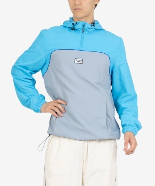 Reebok（リーボック）の「クラシックス ウインドフーディー / OVERHEAD WINDCHEATER（マウンテンパーカー・メンズ・ネイビー/クリアブルー・MEDIUM/LARGE/SMALL/X-LARGE）」の2枚目の写真