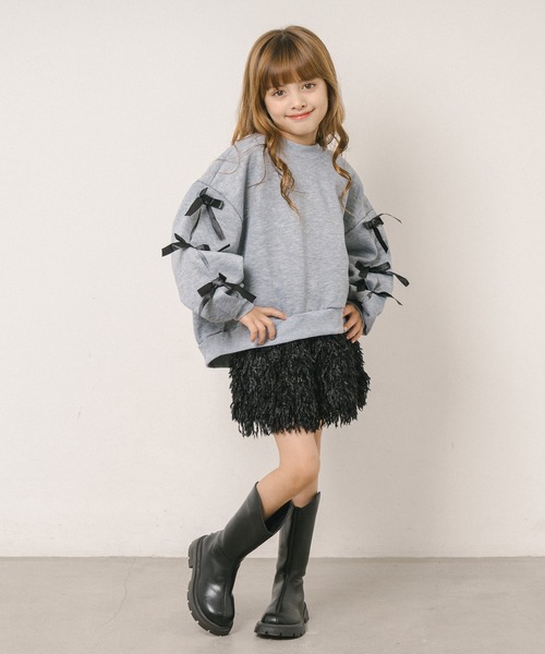 URBAN CHERRY（アーバンチェリー）の「サイドリボンデザイントレーナー（スウェット・キッズ・グレー・140cm/130cm/120cm/150cm）」の19枚目の写真