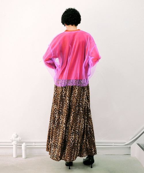 NOISE MAKER（ノイズメーカー）の「ベロアレオパードボリュームロングスカート（スカート・レディース・レオパード・38/36）」の3枚目の写真