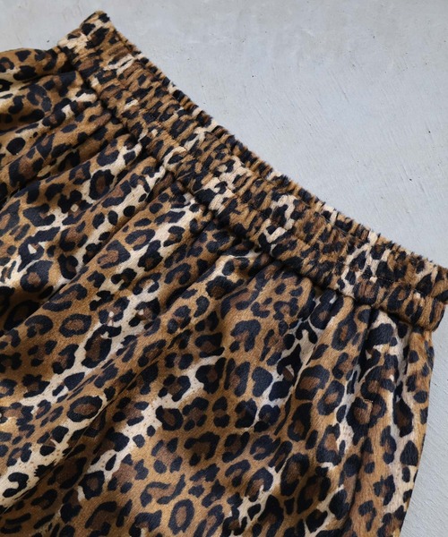 NOISE MAKER（ノイズメーカー）の「ベロアレオパードボリュームロングスカート（スカート・レディース・レオパード・38/36）」の11枚目の写真