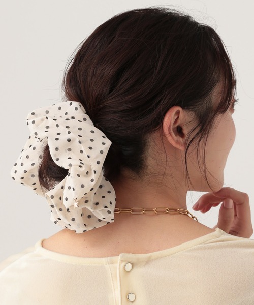 Elura（エルーラ）の「ドットシュシュ/608951（シュシュ・レディース・ブラック/ベージュ・FREE）」の2枚目の写真