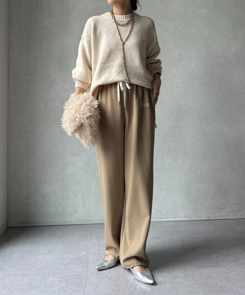 DouDou(ドゥドゥ)の「【WEB限定】ワイドシルエットクルーネックプルオーバー(ニット/セーター・レディース・ブラック/アイボリー/ライトグレー/サックスブルー・FREE)」の22枚目の写真