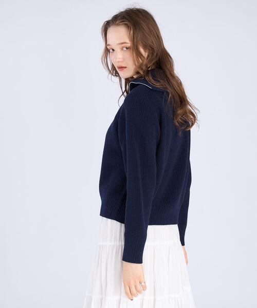 To b. by agnes b.（トゥービーバイアニエスベー）の「ハーフジップ ニット プルオーバー（ニット/セーター・レディース・ネイビー・FREE）」の4枚目の写真