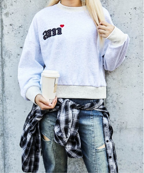 GORGE（ゴージ）の「《ロゴ×ハート刺繍》レディース 裏毛スウェット 短丈プルオーバー カジュアル 春秋冬（スウェット・レディース・オートミール/ブラック/オフホワイト・F）」の19枚目の写真