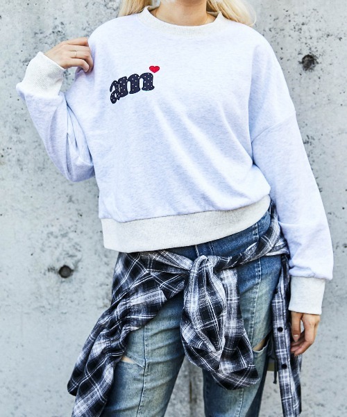 GORGE（ゴージ）の「《ロゴ×ハート刺繍》レディース 裏毛スウェット 短丈プルオーバー カジュアル 春秋冬（スウェット・レディース・オートミール/ブラック/オフホワイト・F）」の18枚目の写真