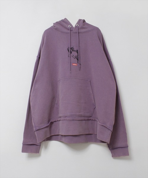 RNA(アールエヌエー)の「M2576 WICKEDウォッシュアウトフーディー(パーカー・レディース・スミクロ/ホワイト/パープル・MEDIUM)」の1枚目の写真