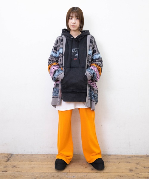 RNA(アールエヌエー)の「M2576 WICKEDウォッシュアウトフーディー(パーカー・レディース・スミクロ/ホワイト/パープル・MEDIUM)」の20枚目の写真