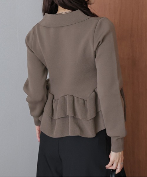 AMELY(エミリー)の「ダブルペプラムスキッパーニットトップス(ニット/セーター・レディース・ブラック/モカ/ベージュ・フリー)」の11枚目の写真