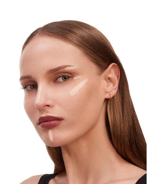 ホリデー数量限定】YSL ラディアント タッチセット（コスメキット