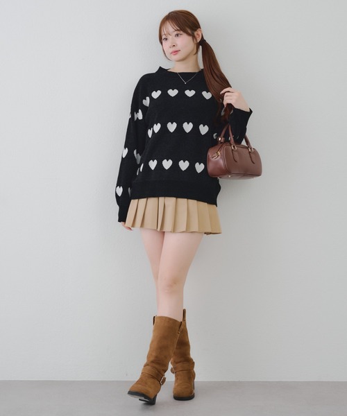 continuer de NICE CLAUP(コンティニューデナイスクラップ)の「ベロアモールたっぷりハートニット(ニット/セーター・レディース・ブラック/レッド/サックスブルー/アイボリー・FREE)」の22枚目の写真