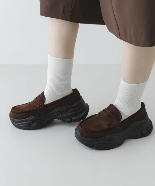 RODE SKO（ロデスコ）の「ボリュームソールローファー（ローファー・レディース・ブラック/ダークブラウン/ベージュ・39/38/37/36）」の3枚目の写真