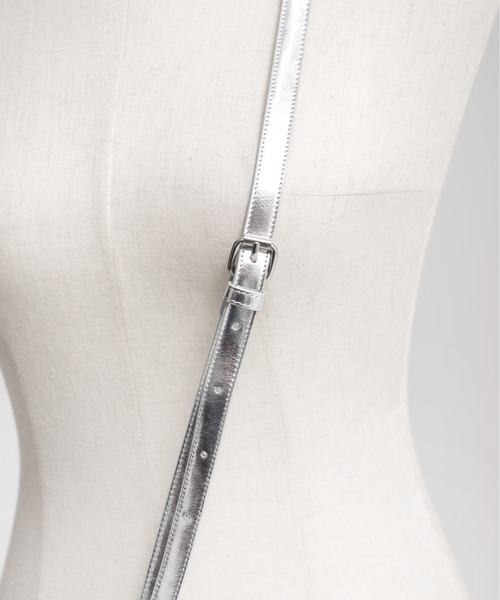 REFLEM(レフレム)の「『REFLEM/レフレム』ロゴチャーム付きウォレットポーチ(ショルダーバッグ・レディース・シルバー/ブラック・FREE)」の8枚目の写真