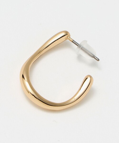 green label relaxing(グリーンレーベルリラクシング)の「ドロップフープ ウェーブ ピアス(ピアス(両耳用)・レディース・シルバー/ゴールド・FREE)」の5枚目の写真