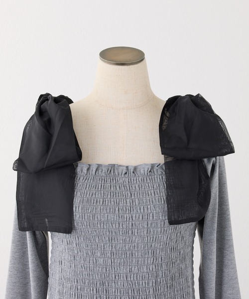 one after another NICE CLAUP（ワンアフターアナザーナイスクラップ）の「肩リボンシャーリングインナー（Tシャツ/カットソー・レディース・ブラック/杢グレー/ホワイト/ホワイト×ピンク・FREE）」の6枚目の写真