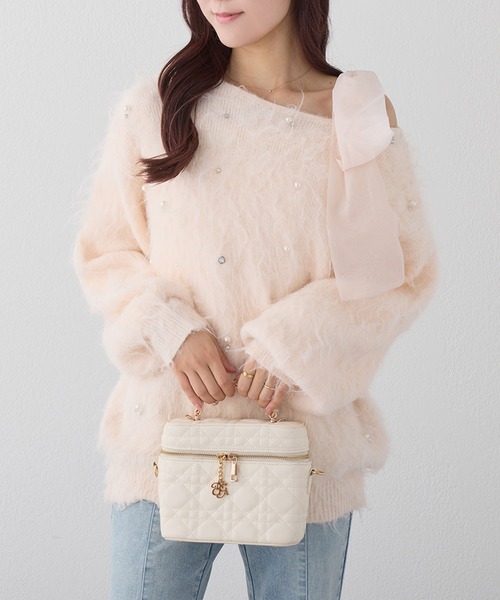 one after another NICE CLAUP（ワンアフターアナザーナイスクラップ）の「肩リボンシャーリングインナー（Tシャツ/カットソー・レディース・ブラック/杢グレー/ホワイト/ホワイト×ピンク・FREE）」の17枚目の写真