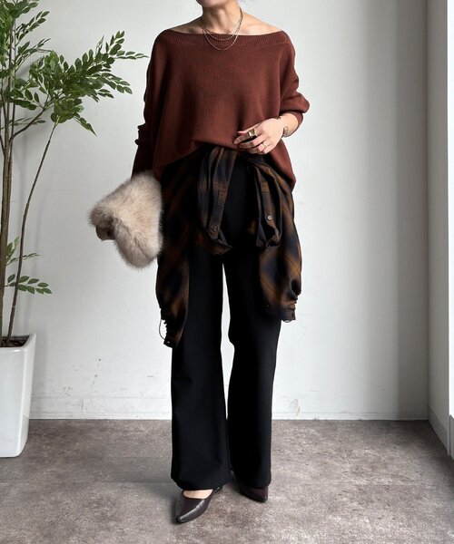 DouDou（ドゥドゥ）の「裏起毛セミフレアイージーパンツ（その他パンツ・レディース・ライトベージュ/ブラック/ブラウン・36/38）」の5枚目の写真