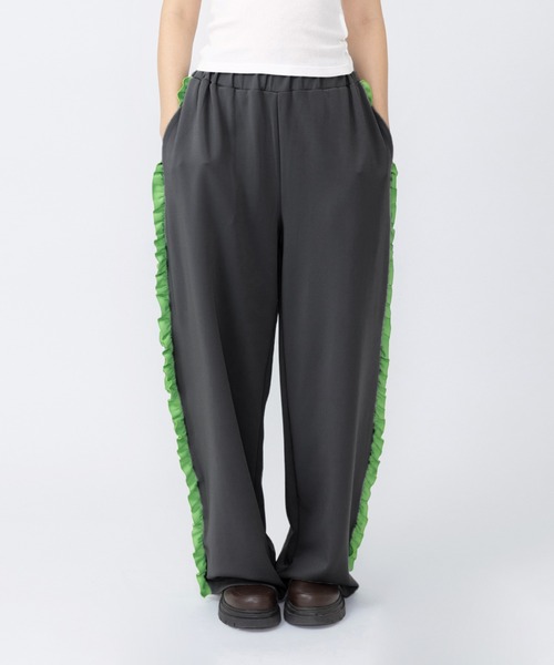 PUNYUS(プニュズ)の「サイドフリルジャージパンツ(その他パンツ・レディース・ブラウン/ブラック/グレー・1/3/4/2)」の9枚目の写真