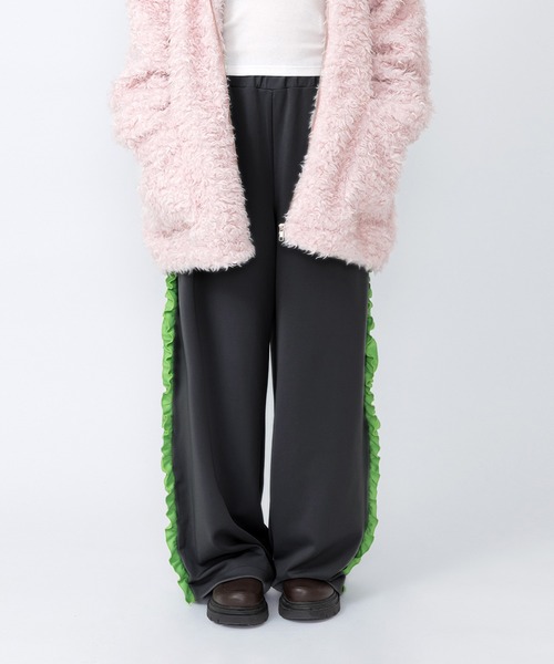 PUNYUS(プニュズ)の「サイドフリルジャージパンツ(その他パンツ・レディース・ブラウン/ブラック/グレー・1/3/4/2)」の6枚目の写真