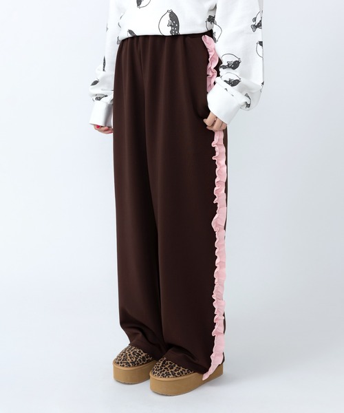 PUNYUS(プニュズ)の「サイドフリルジャージパンツ(その他パンツ・レディース・ブラウン/ブラック/グレー・1/3/4/2)」の16枚目の写真