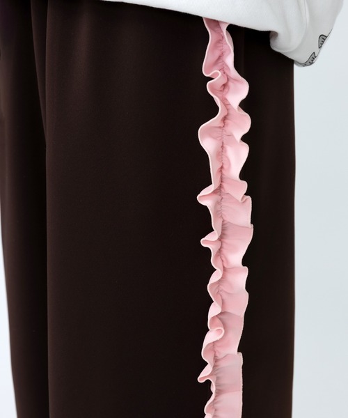 PUNYUS(プニュズ)の「サイドフリルジャージパンツ(その他パンツ・レディース・ブラウン/ブラック/グレー・1/3/4/2)」の19枚目の写真