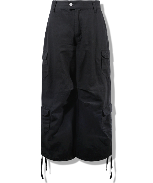GUBIN(グビン)の「テイルポイントコットンカーゴパンツ - ブラック(その他パンツ・メンズ・その他・MEDIUM/LARGE)」の1枚目の写真