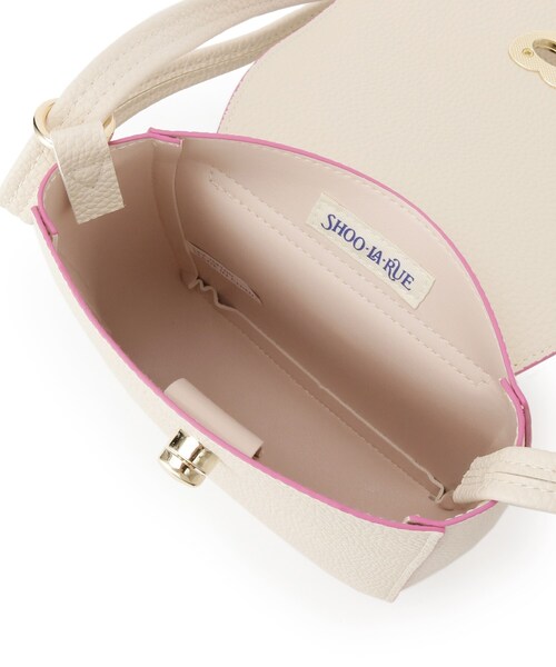 SHOO・LA・RUE（シューラルー）の「ソフトレザー調ポシェット（ショルダーバッグ・キッズ・ベビーピンク/ベージュ・00）」の8枚目の写真