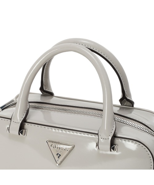 Guess（ゲス）の「ARNELA Mini Satchel ミニボストンバッグ  （ショルダーバッグ・レディース・ベージュ/ブラック/バーガンディー・ONE SIZE）」の7枚目の写真