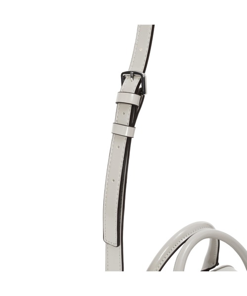 Guess（ゲス）の「ARNELA Mini Satchel ミニボストンバッグ  （ショルダーバッグ・レディース・ベージュ/ブラック/バーガンディー・ONE SIZE）」の8枚目の写真