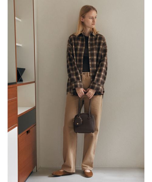 DEMERIEL（ドゥメリエル）の「Bread Boston Bag Mocha（ショルダーバッグ・レディース・その他・FREE）」の4枚目の写真