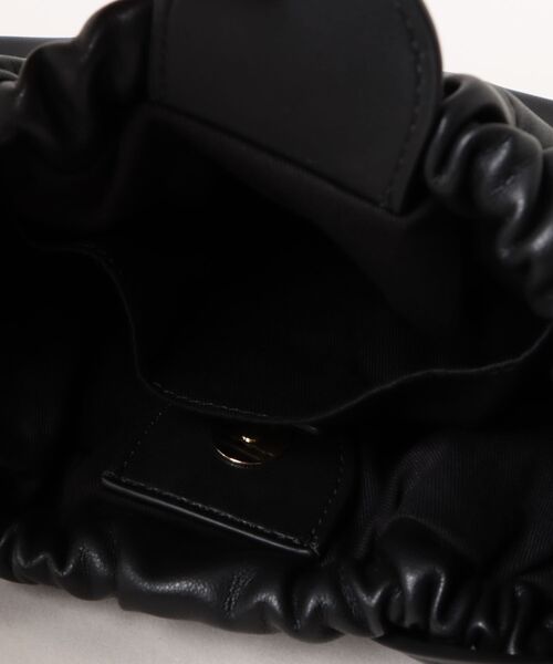 A.P.C.（アーペーセー）の「SAC NINON HOOP（トートバッグ・レディース・ブラック/ベージュ系その他/カーキ・ONESIZE）」の16枚目の写真