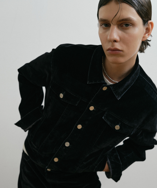 DUSTYWHITE(ダスティーホワイト)の「VELVET WASHED PADDED TRUCKER DENIM JACKET (3oz)(デニムジャケット・メンズ・その他・X-LARGE/LARGE/MEDIUM)」の6枚目の写真